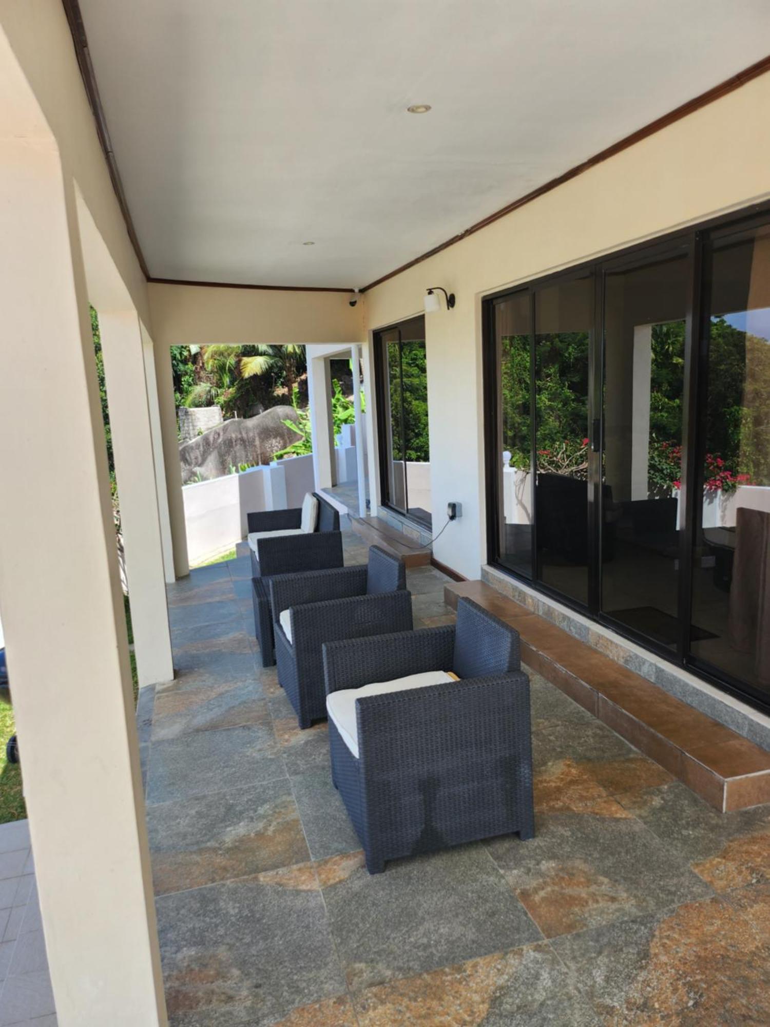 Maison L'Horizon De Quincey Village Ruang foto